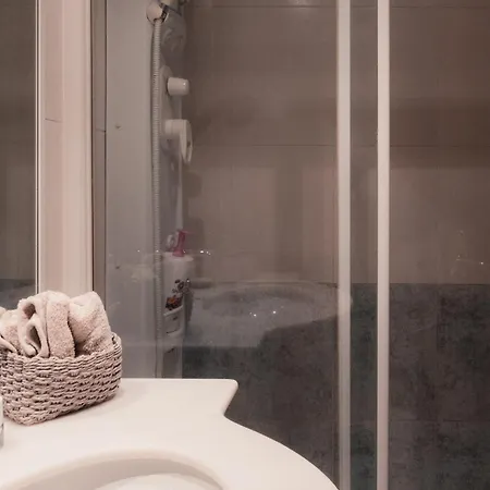 Apartamento Piso 3 Con Parking A 5mins Vialia & Halo Vistas A La Ria De ツ By Rias Baixas Vigo