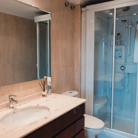 Piso 3 Con Parking A 5mins Vialia & Halo Vistas A La Ria De ツ By Rias Baixas Apartment